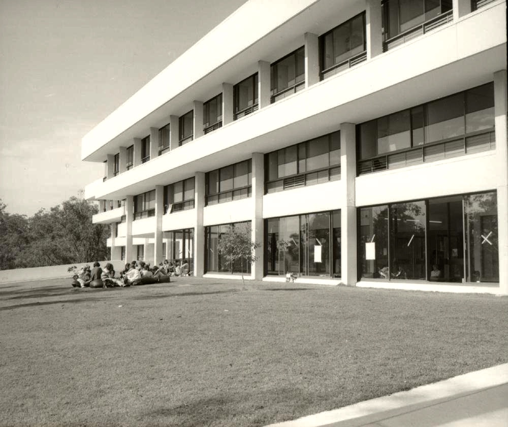 84F1F6A1-C5BA-49C4-B2D0-127D73DE60A6